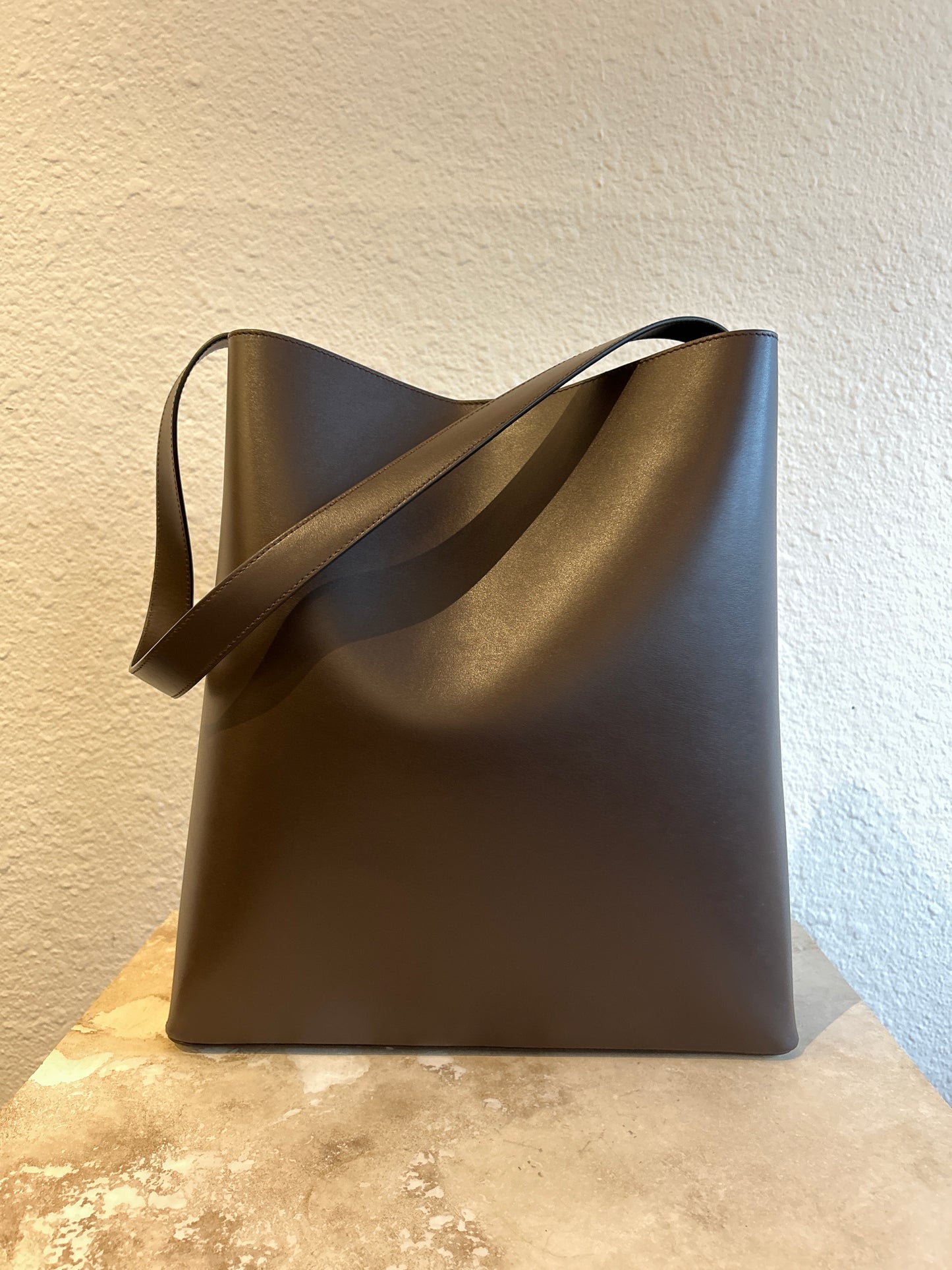 Aesther Ekme Sac Dark Chocolate