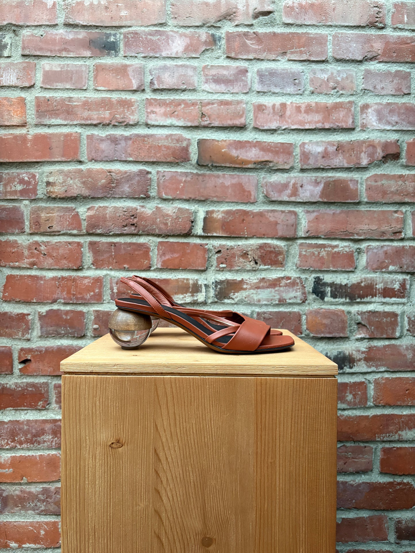 Neous Ball Heel Sandal