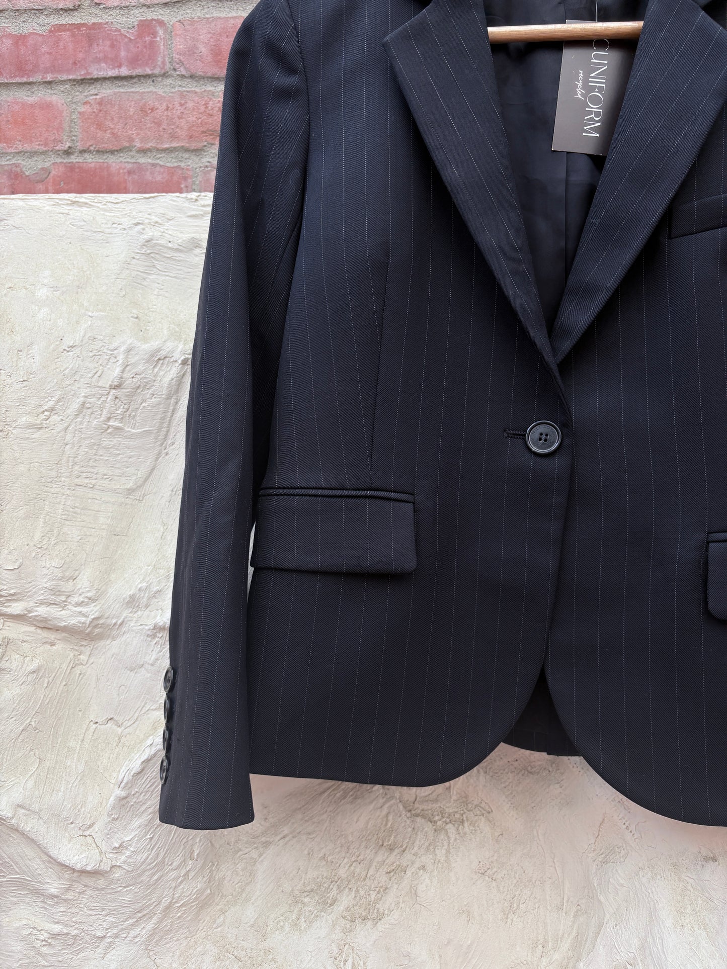 NILI LOTAN STRIPE BLAZER