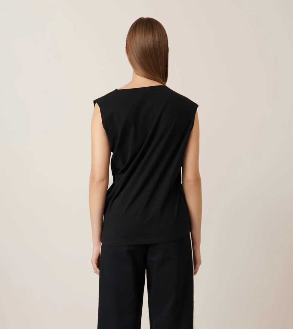 Kowtow Hera Top Black